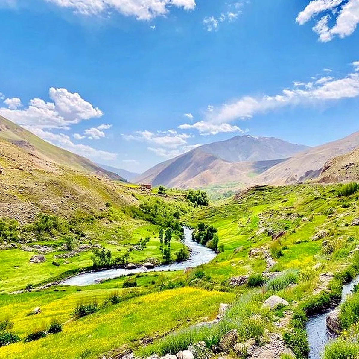Paryan Valley — view 3