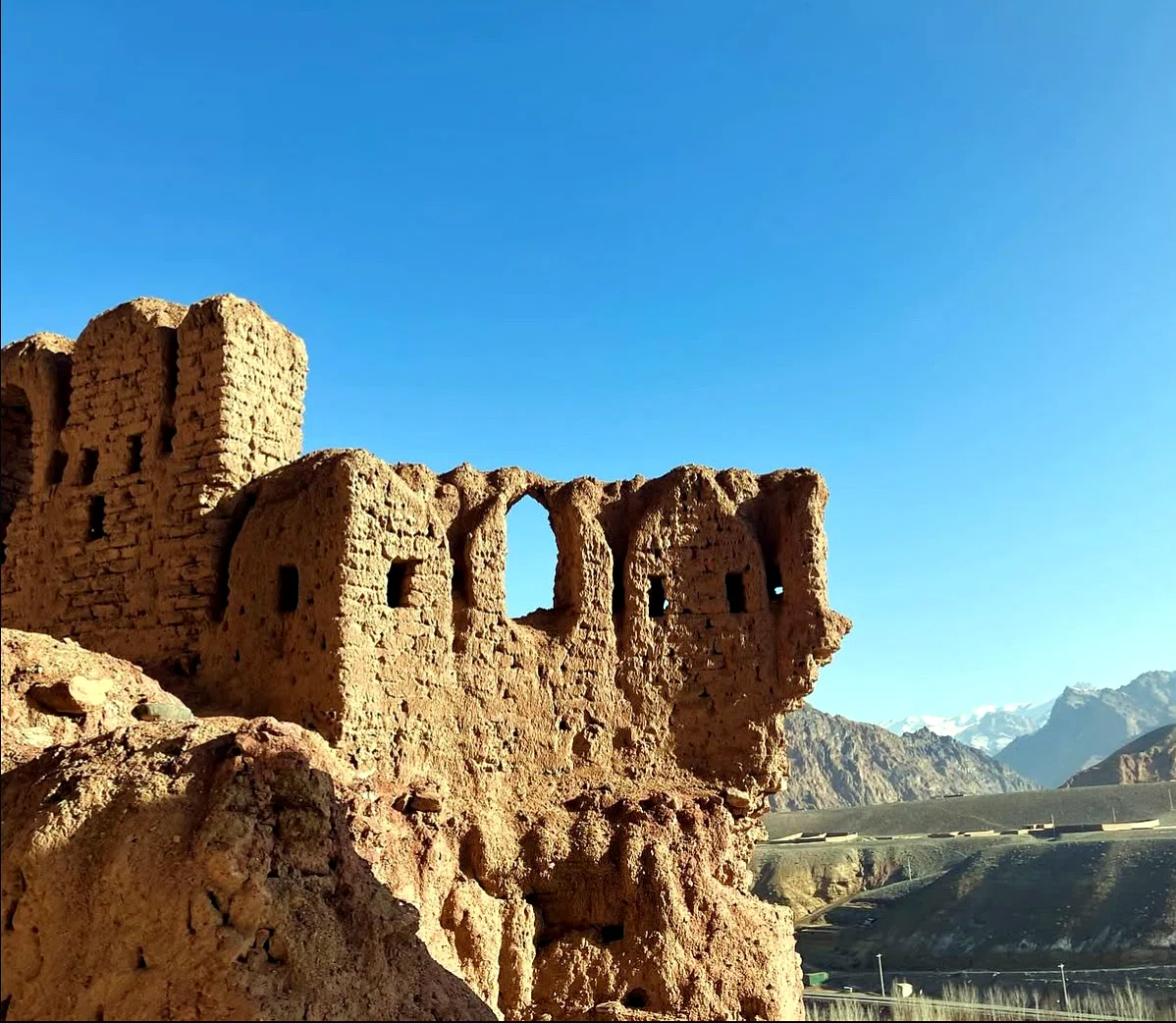 Shahr-e-Zohak — view 2