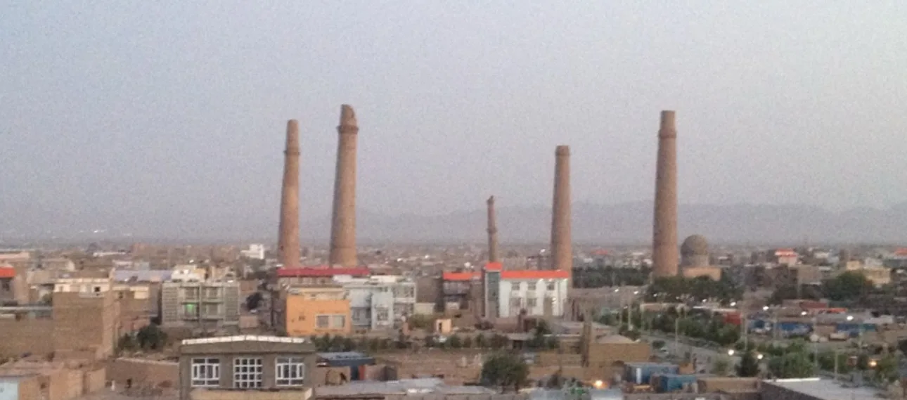 The Glassblowers of Herat & Saffron Tea — view 5